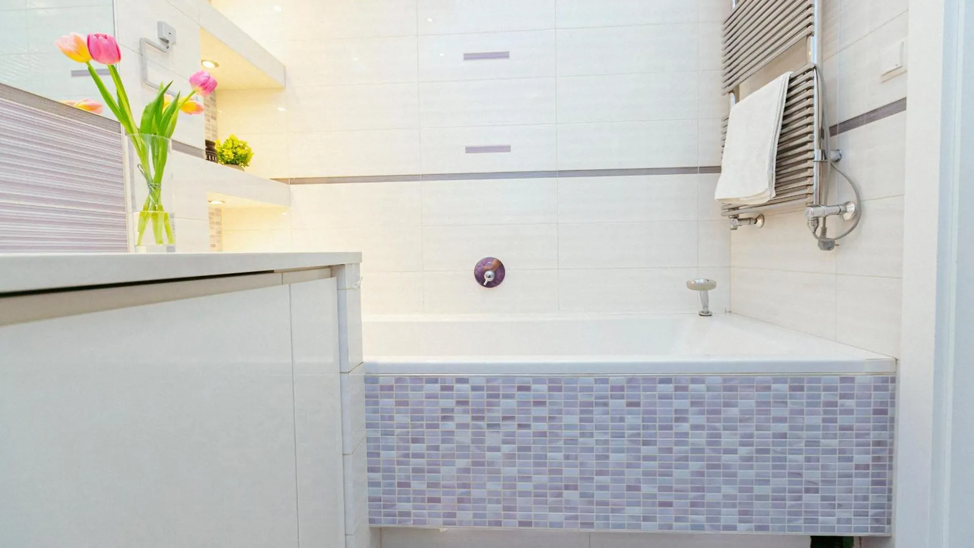 Apartament Marina Dla 6 Osob - Bezplatny Parking - Dwie Lazienki - Duzy Taras - Ekspres - Better Rental Warsaw Apartment