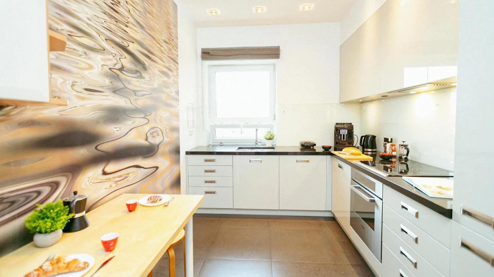 Apartment Apartament Marina Dla 6 Osob - Bezplatny Parking - Dwie Lazienki - Duzy Taras - Ekspres - Better Rental Warsaw