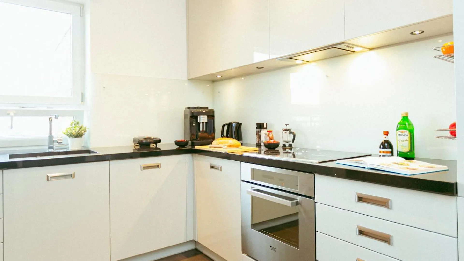 Apartament Marina Dla 6 Osob - Bezplatny Parking - Dwie Lazienki - Duzy Taras - Ekspres - Better Rental Warsaw Apartment