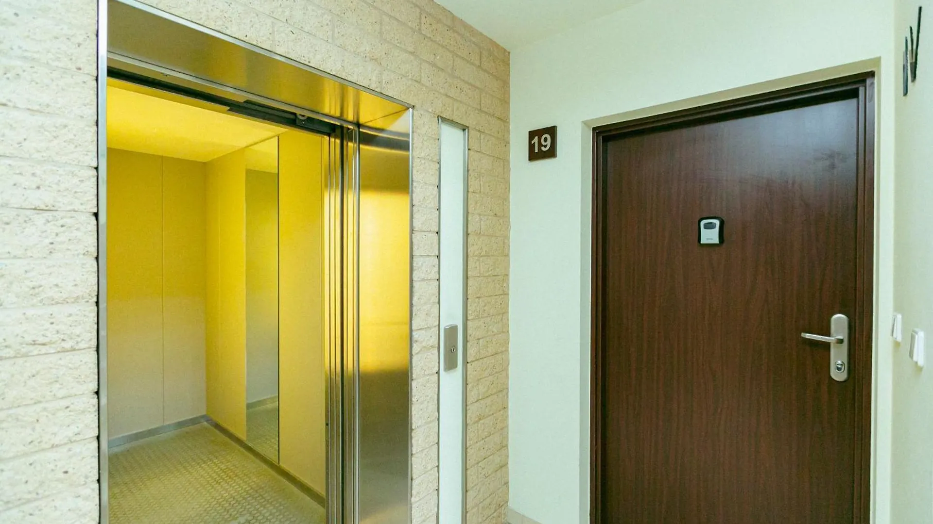 Apartament Marina Dla 6 Osob - Bezplatny Parking - Dwie Lazienki - Duzy Taras - Ekspres - Better Rental Warsaw